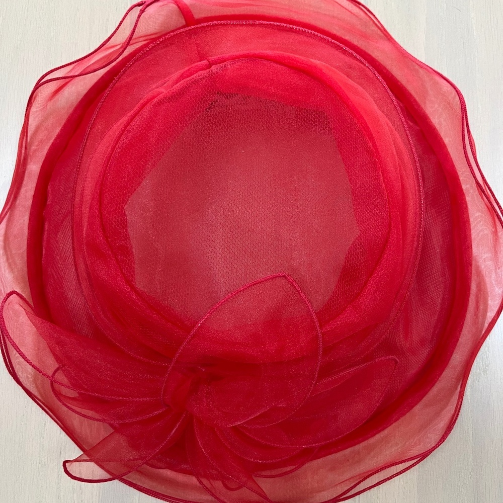 Women’s Betmar Polyester Ruffle Hat